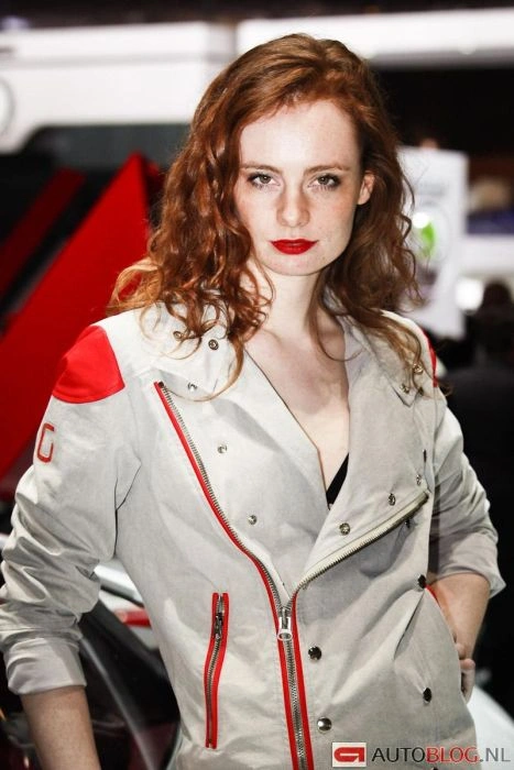 Велика підбірка дівчат з Женевського автосалону (130 фото) – фото 44