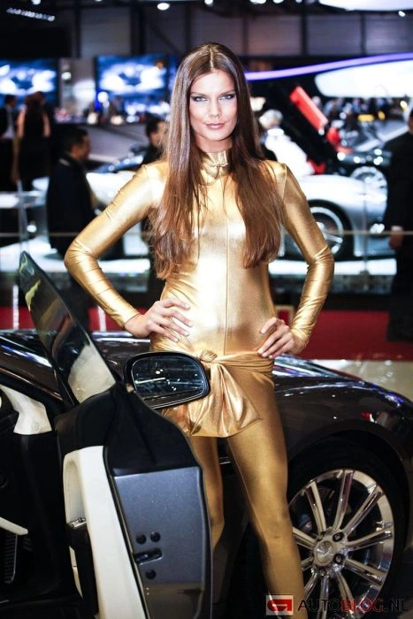 Велика підбірка дівчат з Женевського автосалону (130 фото) – фото 59