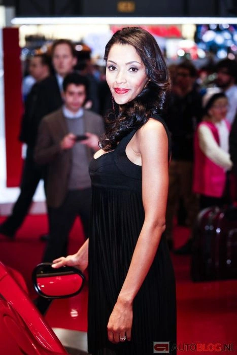 Велика підбірка дівчат з Женевського автосалону (130 фото) – фото 60