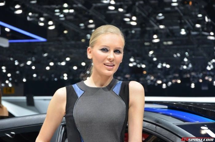 Дівчата Женевського автосалону (37 фото) – фото 9