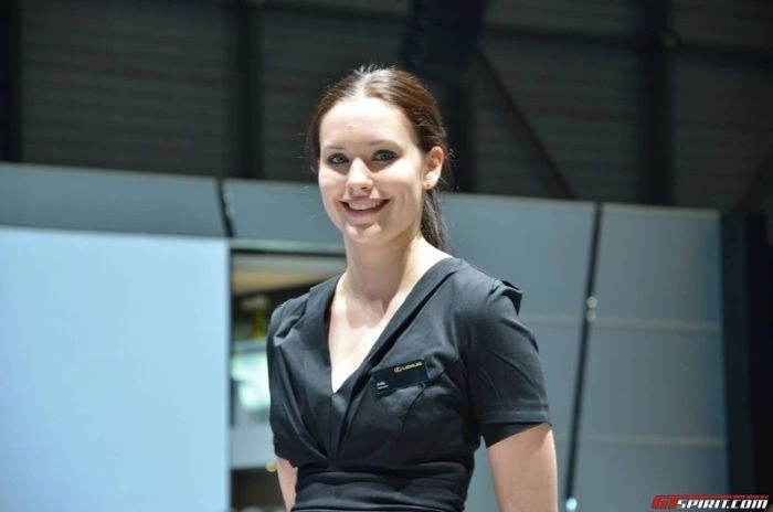 Дівчата Женевського автосалону (37 фото) – фото 15