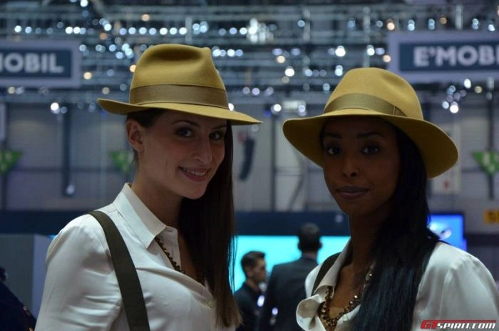 Дівчата Женевського автосалону (37 фото) – фото 28