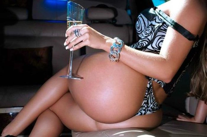 Аріана Стенхоф - модель з незвичайними формами (92 фото) – фото 73