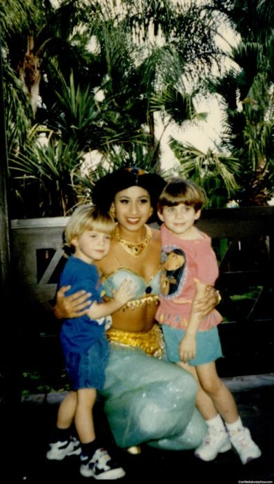 Малюки люблять миленьких дівчаток (25 фото) – фото 6