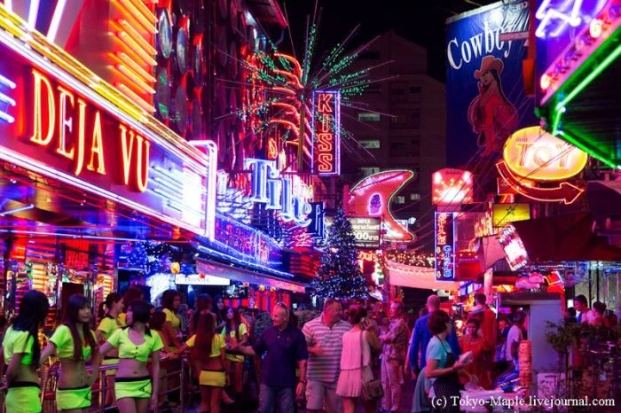 Лукава вулиця в Бангкоку (29 фото) – фото 4