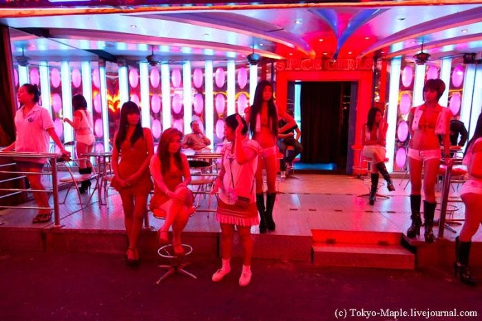 Лукава вулиця в Бангкоку (29 фото) – фото 15