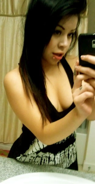 Дівчата, які не люблять носити бюстгальтери (38 фото) – фото 24