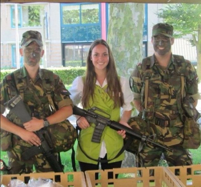 Дами в військовій формі (44 фото) – фото 13