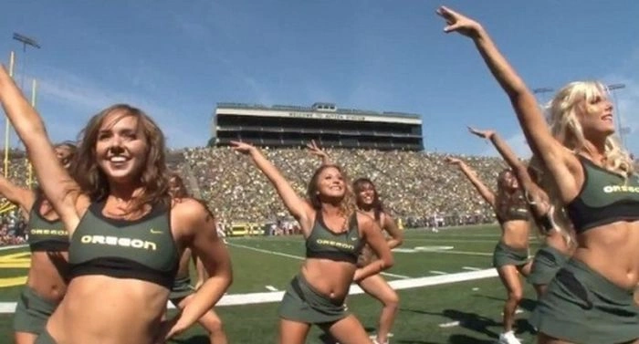 Всім посміхаючіся дівчата-черлідерки (93 фото) – фото 51