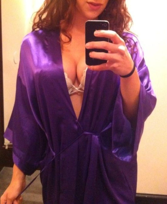 Гарні дівчата перед дзеркалом (45 фото) – фото 2