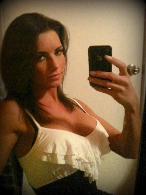 Гарні дівчата перед дзеркалом (45 фото) – фото 28