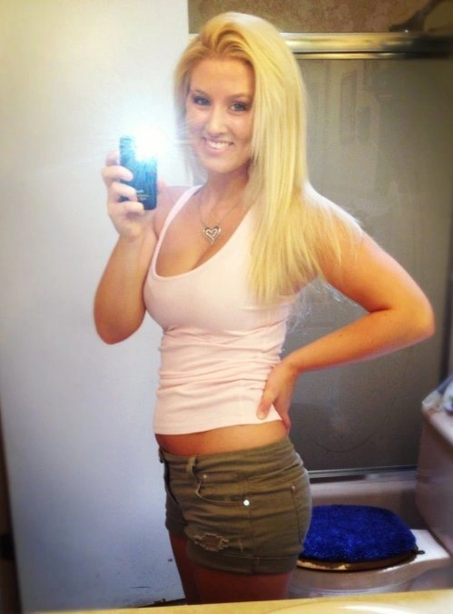 Гарні дівчата перед дзеркалом (45 фото) – фото 31