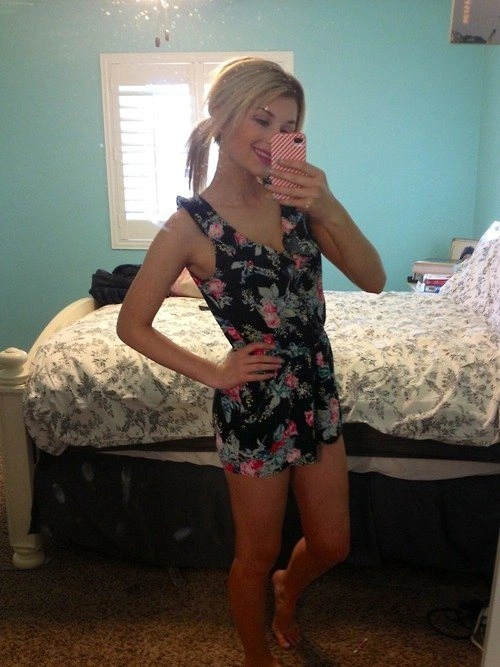 Гарні дівчата перед дзеркалом (45 фото) – фото 40