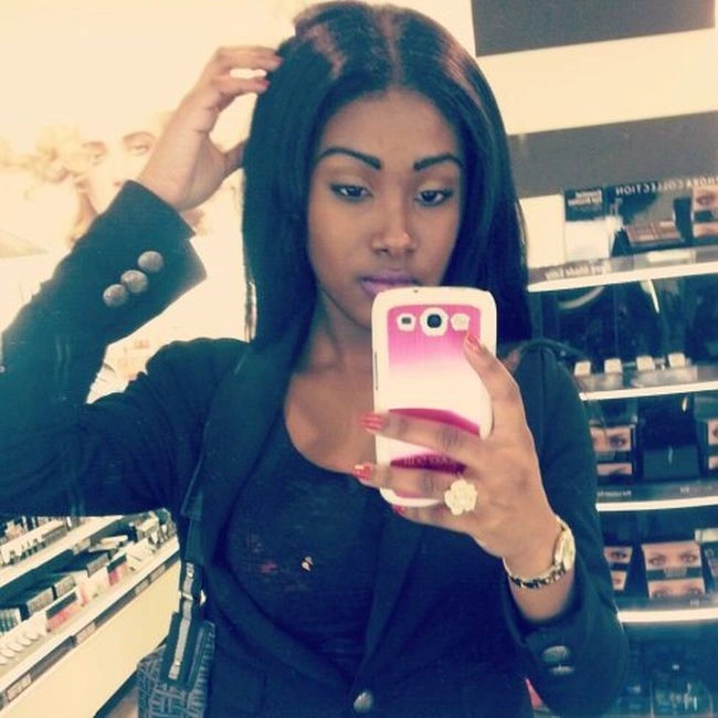 Гарні дівчата перед дзеркалом (45 фото) – фото 41