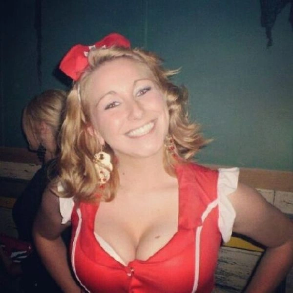 Привабливі дівчата з вражаючими розмірами грудей (45 фото) – фото 6