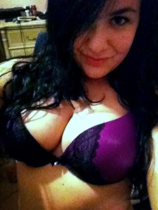 Привабливі дівчата з вражаючими розмірами грудей (45 фото) – фото 24