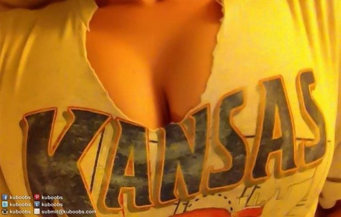 Дівчата фотографують свою грудь (27 фото) – фото 6