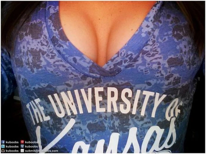 Дівчата фотографують свою грудь (27 фото) – фото 13