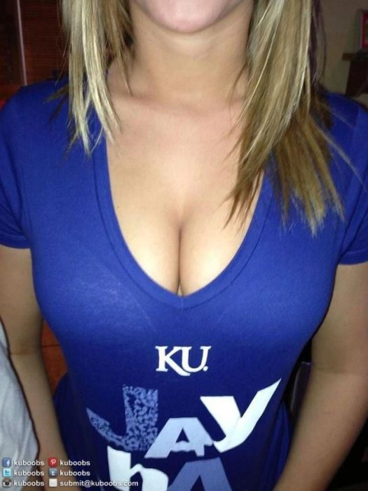 Дівчата фотографують свою грудь (27 фото) – фото 23