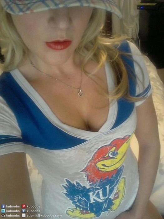 Дівчата фотографують свою грудь (27 фото) – фото 26