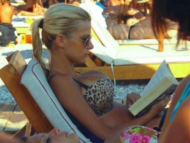 Привабливі дівчата з великим бюстом (45 фото) – фото 33