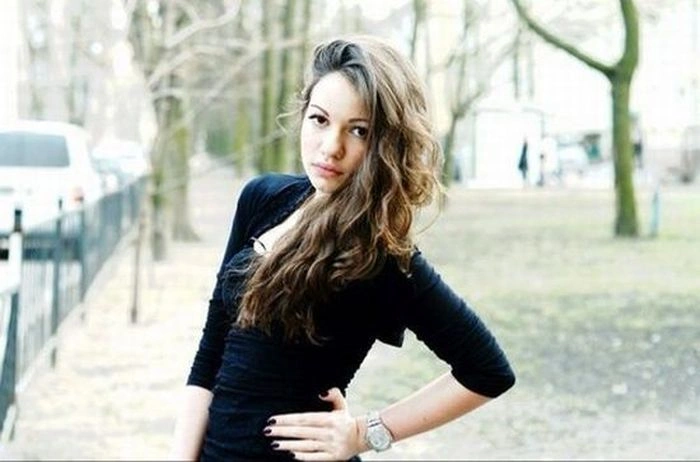 Дівчина готова задовольнити кожного, якщо набере 78999 лайків (11 фото) – фото 10