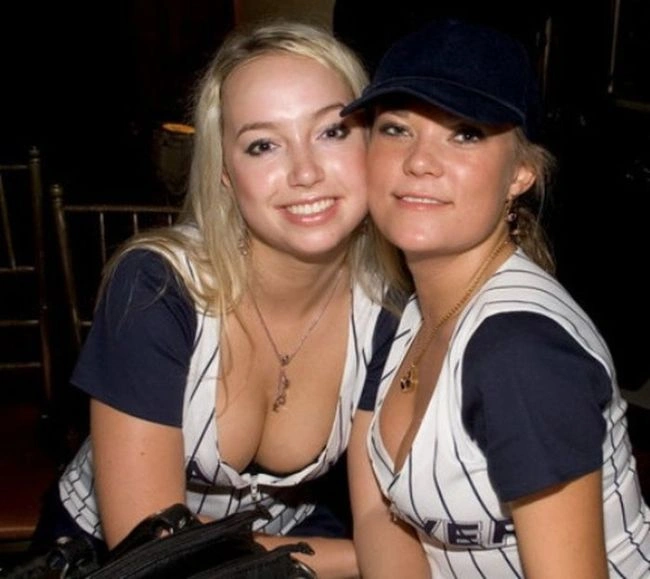 Милі дівчата святкують Хелловін (159 фото) – фото 13