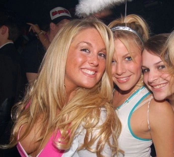 Милі дівчата святкують Хелловін (159 фото) – фото 14