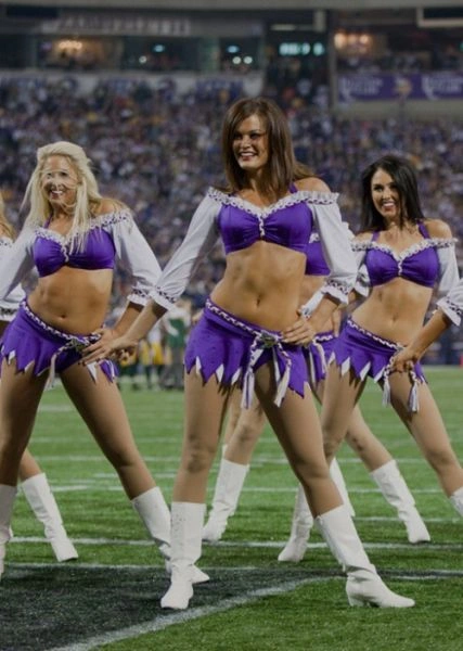 Худі дівчата з групи підтримки (90 фото) – фото 17