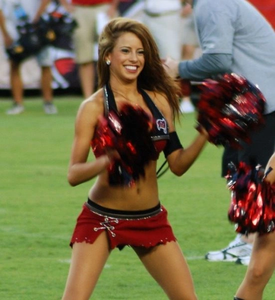 Худі дівчата з групи підтримки (90 фото) – фото 51