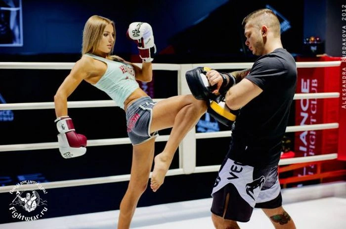 Катерина Вандарьєва - приваблива чемпіонка з боксу (40 фото) – фото 35