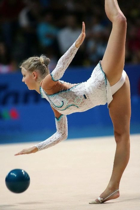 Відверті пози привабливих спортсменок. Частина 2 (55 фото) – фото 16