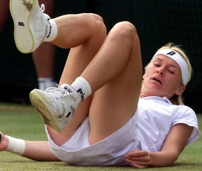 Відверті пози привабливих спортсменок. Частина 2 (55 фото) – фото 36