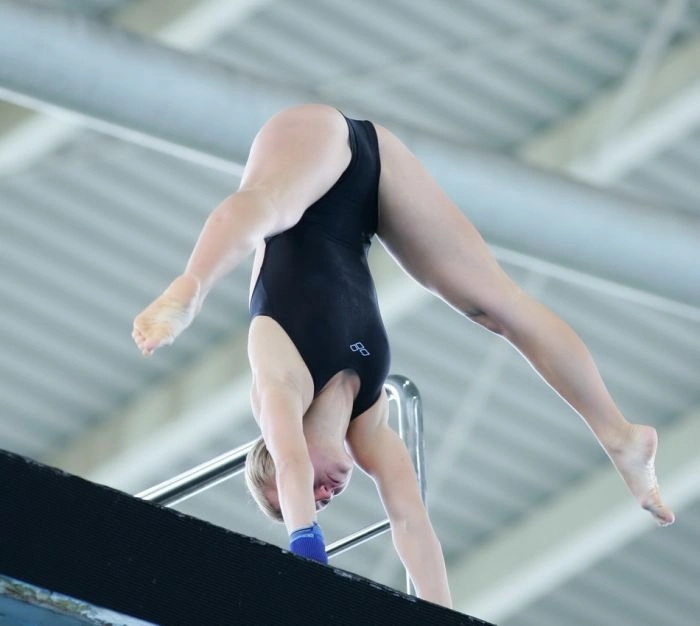 Відверті пози привабливих спортсменок. Частина 2 (55 фото) – фото 51