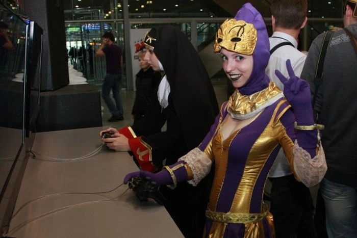 Гарні дівчата з виставки "ІгроМір 2012" (88 фото) – фото 11