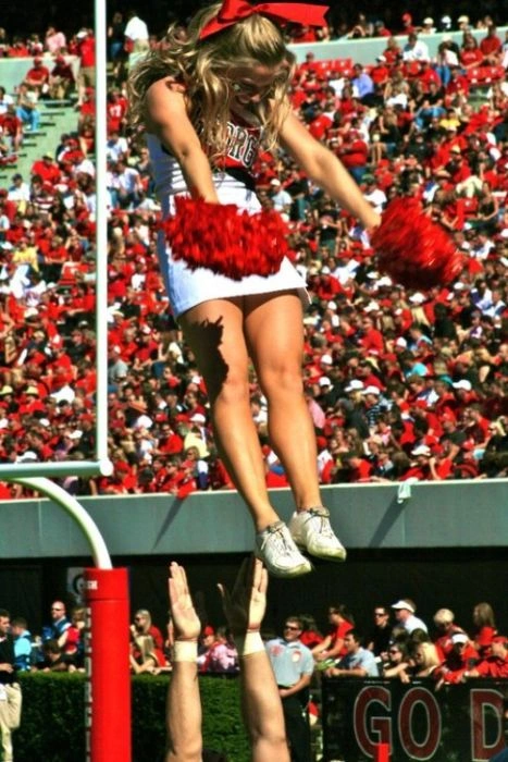 Спортивні дівчата з групи підтримки (55 фото) – фото 8