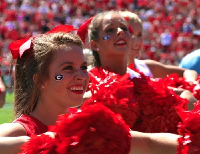 Спортивні дівчата з групи підтримки (55 фото) – фото 39