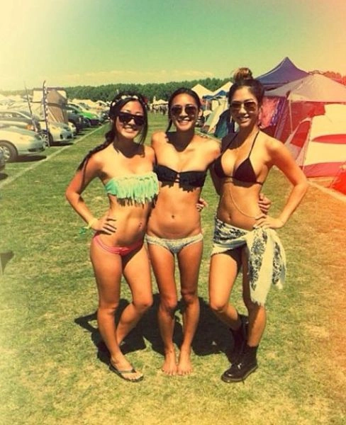 Дівчата з фестивалю Coachella 2013. Частина 2 (58 фото) – фото 36