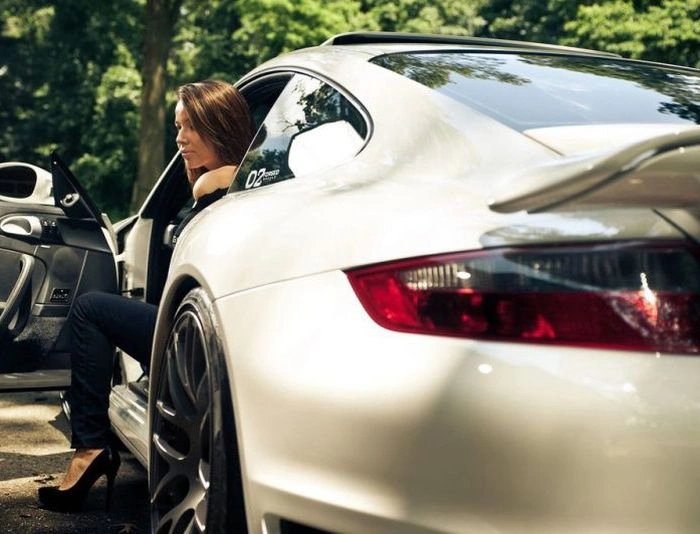 Гарні дівчата та класні автомобілі (103 фото) – фото 3