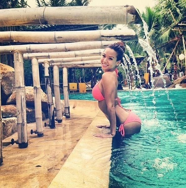 Сексуальні літні дівчата в бікіні (50 фото) – фото 28