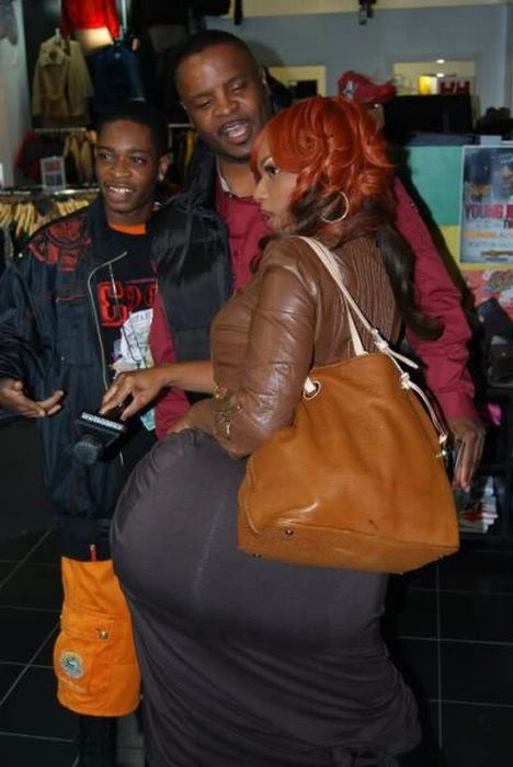 Дівчина з великим задком (17 фото) – фото 5