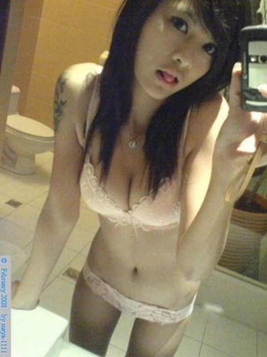 Дівчата перед дзеркалом. Частина 2 (86 фото) – фото 68