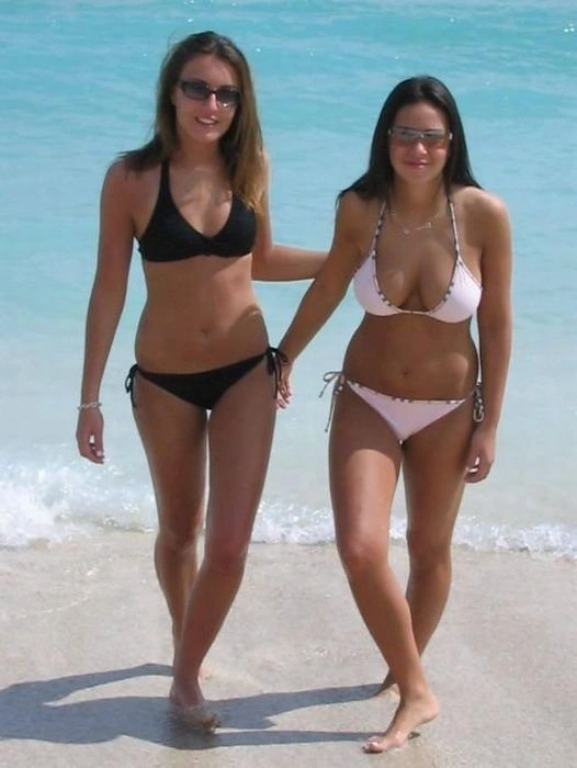 Дівчата з Фейсбуку (29 фото)