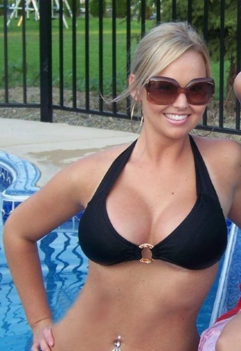 Дівчата з Фейсбуку (29 фото) – фото 22