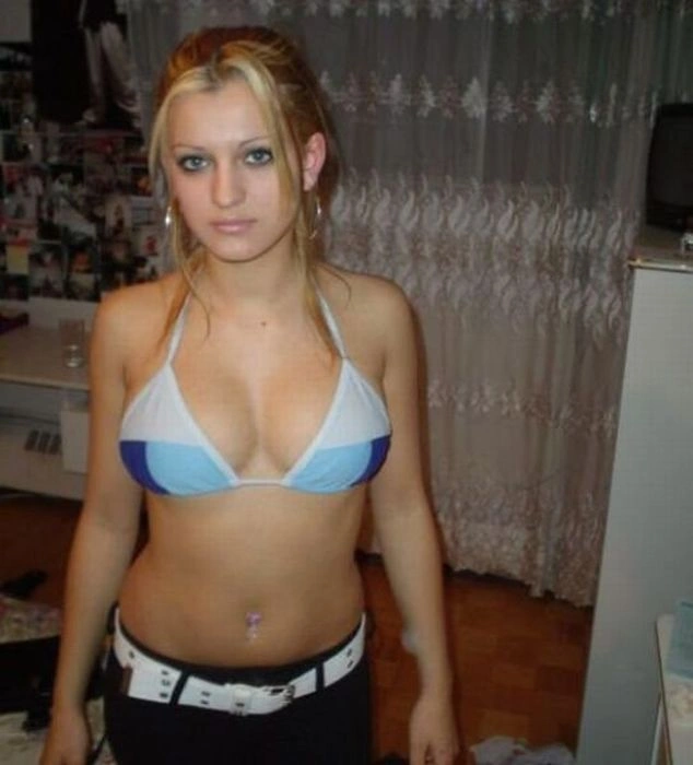 Дівчата з Фейсбуку (29 фото) – фото 25