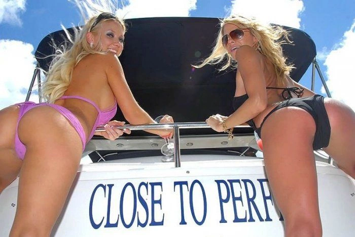 Прекрасні дівчата на яхтах (55 фото) – фото 32