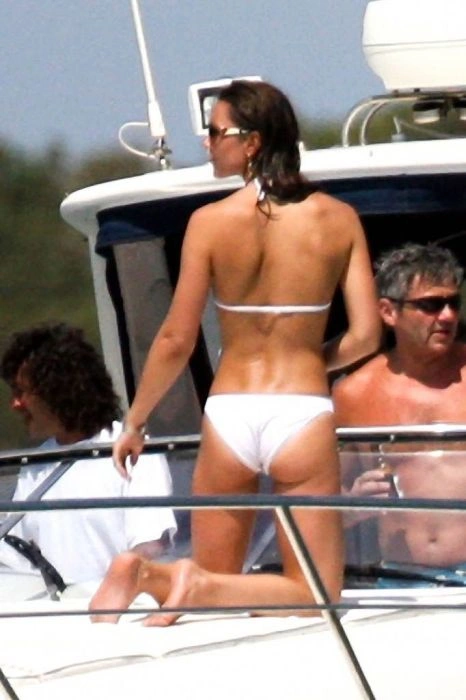 Прекрасні дівчата на яхтах (55 фото) – фото 44