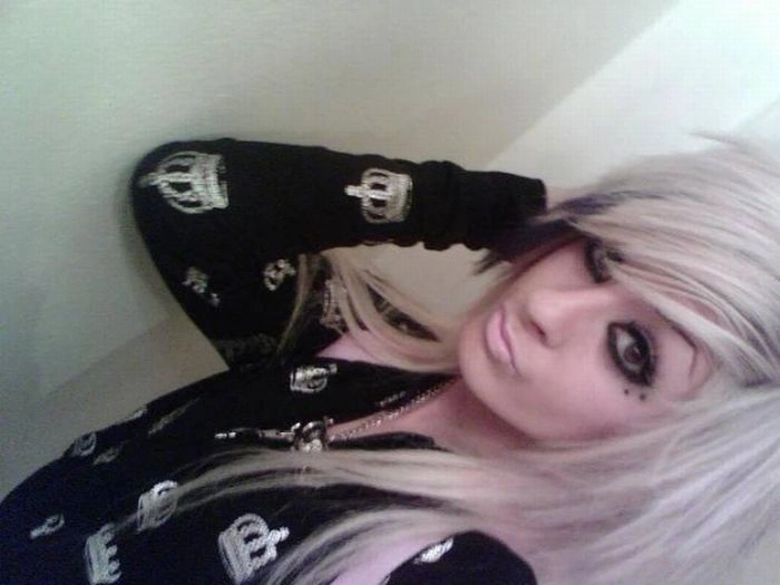 Дівчата-емо (120 фото) – фото 33