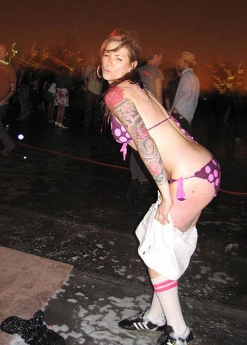 Дівчата у басейні (54 фото) – фото 5