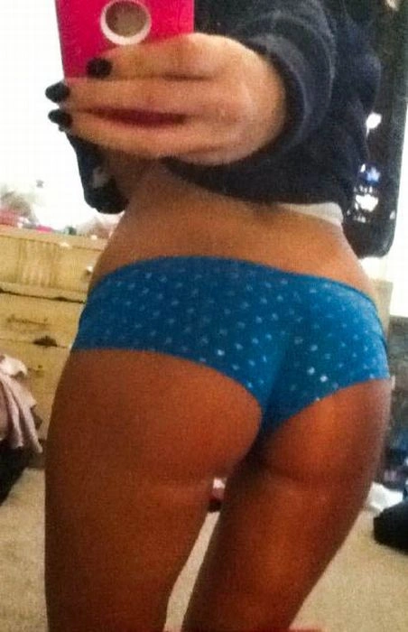 Дівчата та Apple iPhone. Частина 2 (130 фото) – фото 27